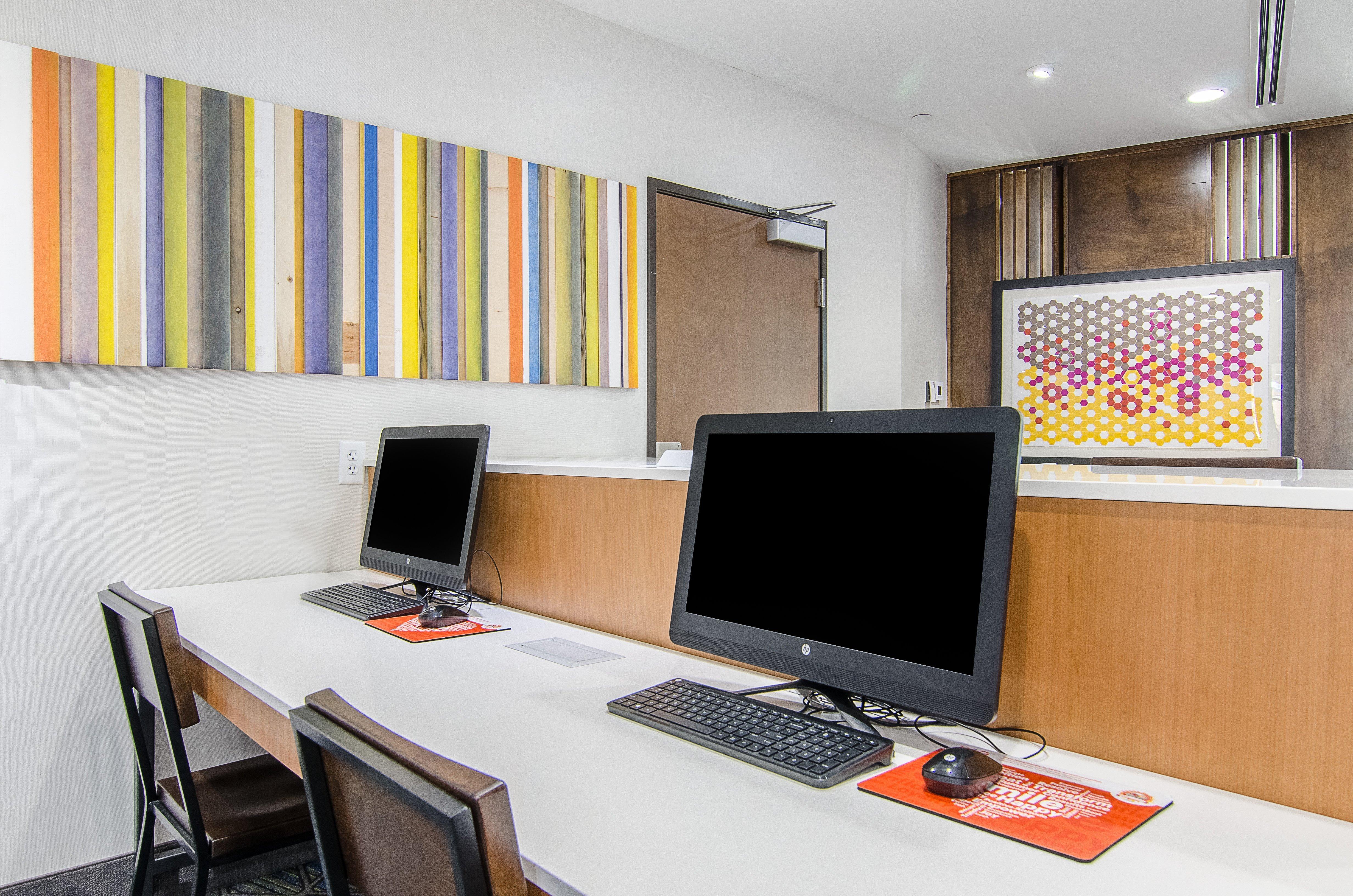 Holiday Inn Express & Suites - Atchison By Ihg Экстерьер фото